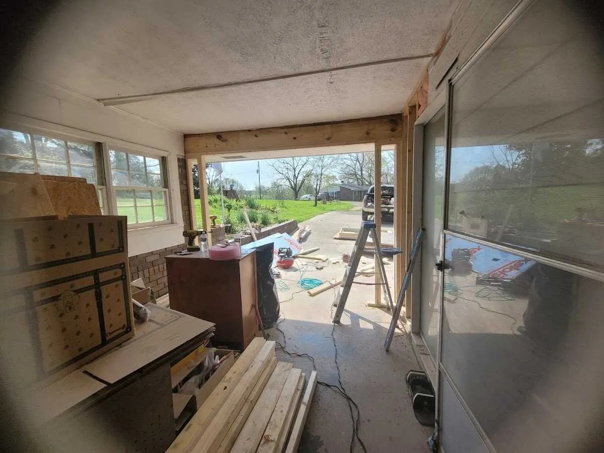 Air movers and dehumidifier for Drying & Dehumidification in Moores Mill